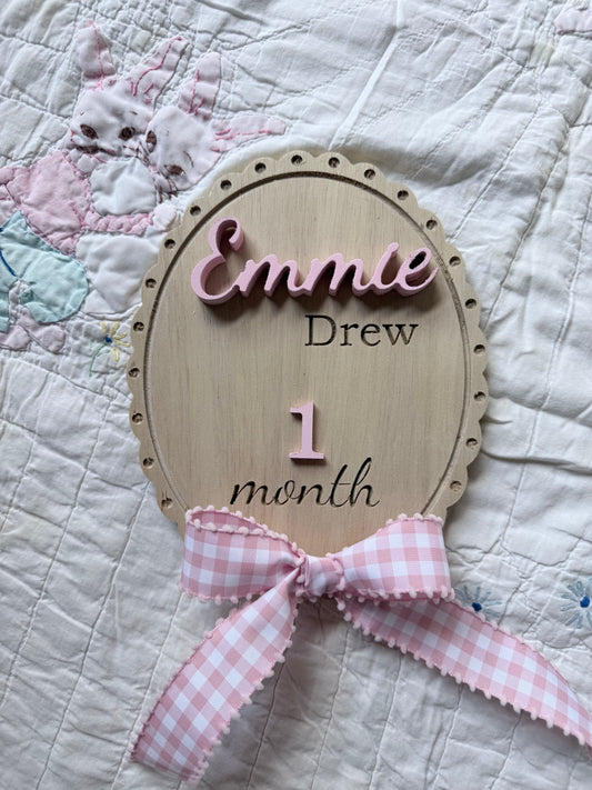 Custom Baby Milestone Sign Set – Personalized Name + Monthly Photo Props