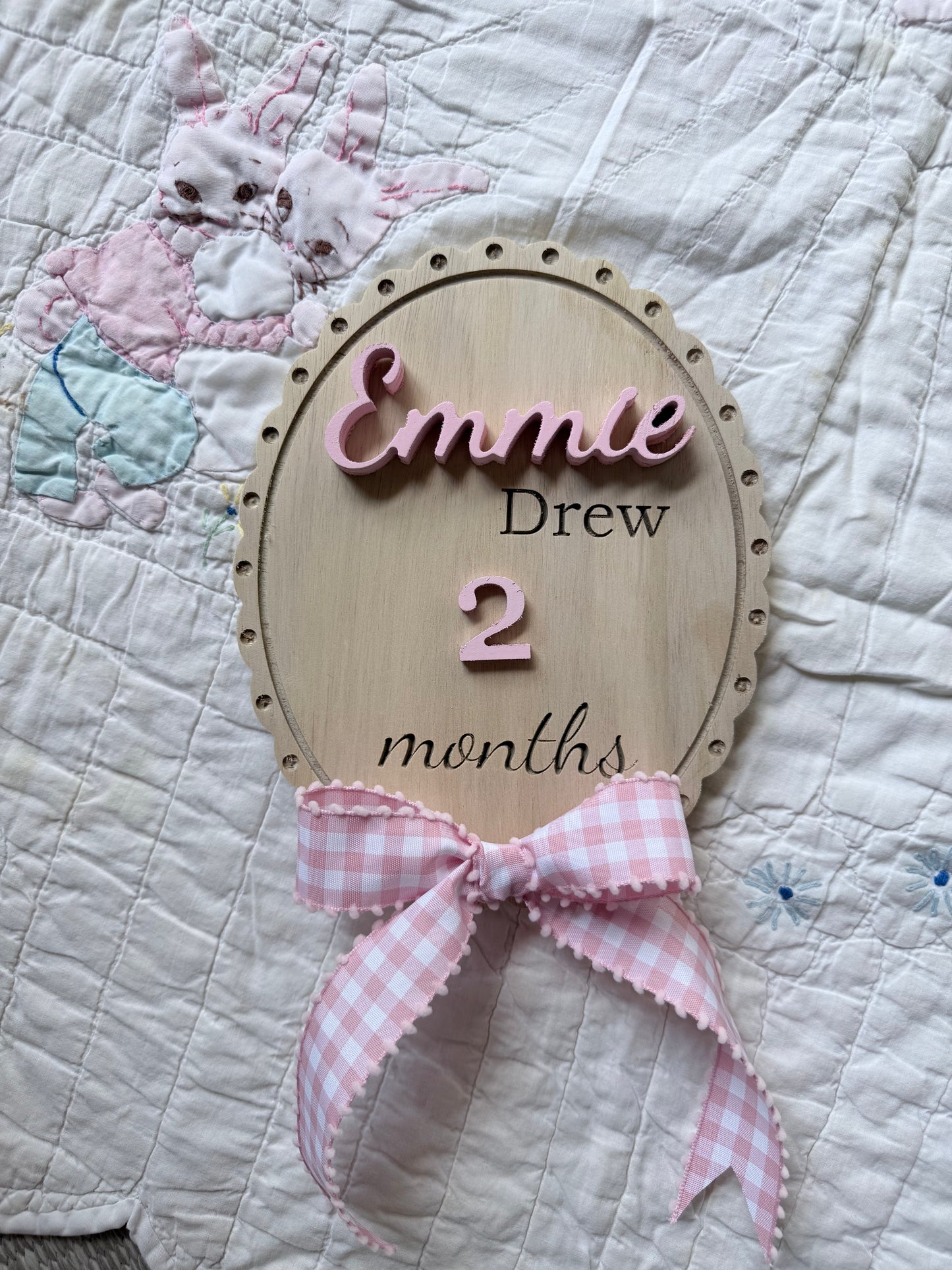 Custom Baby Milestone Sign Set – Personalized Name + Monthly Photo Props