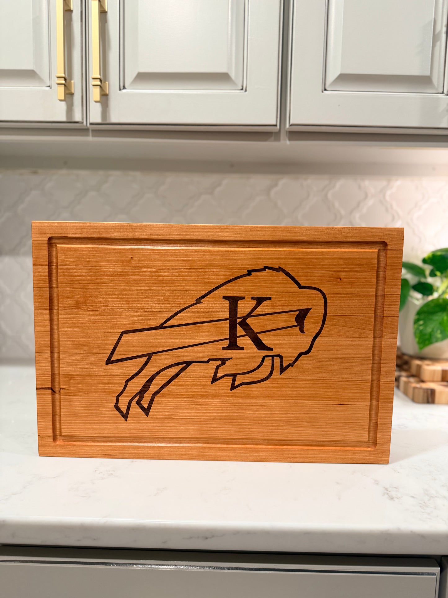 Custom Cherry Cutting Board with Walnut Inlay – 18x12x1.25 Edge Grain Personalized Last Name or Initial